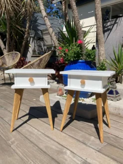 Paire de chevets vintage pieds compas hauts top design
