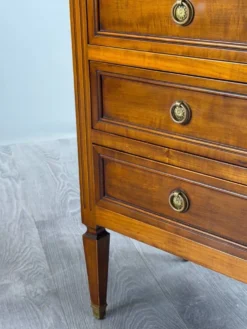 Paire de chiffonniers, meubles de chevet, style Louis XVI, XIXe Siècle