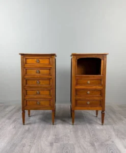 Paire de chiffonniers, meubles de chevet, style Louis XVI, XIXe Siècle