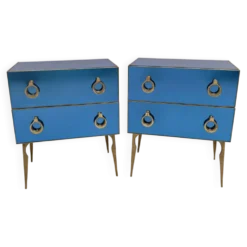 Paire de commodes bleues miroir avec détails en laiton, style milieu de siècle