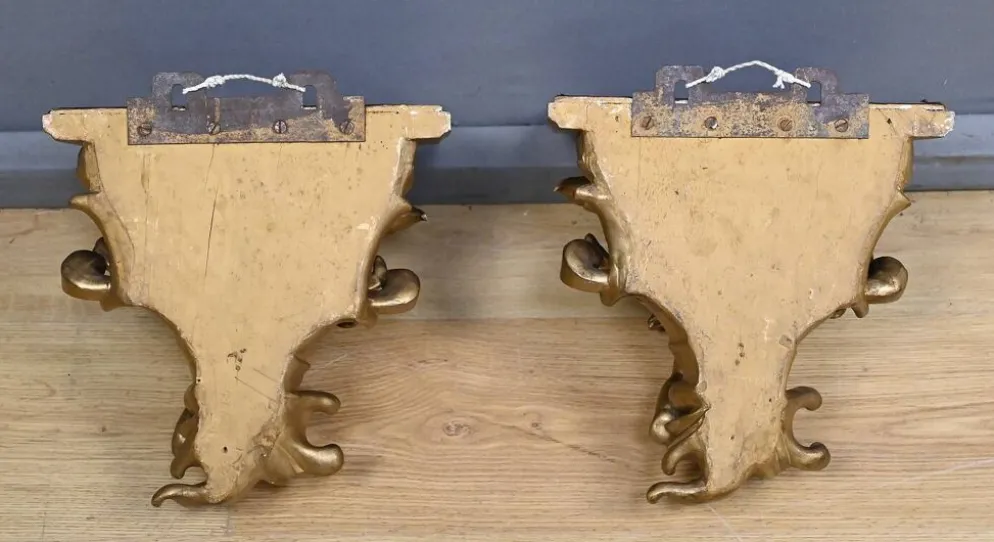 Paire de consoles d’applique en bois doré – fin XIXe