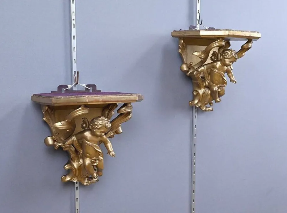 Paire de consoles d’applique en bois doré – fin XIXe
