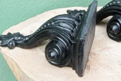 Paire de consoles d'appliques en plâtre