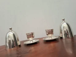 Paire de coquetier en métal argenté