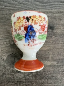 Paire de coquetiers anciens en porcelaine japonaise Kutani