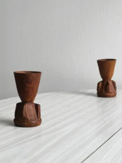 Paire de coquetiers en bois