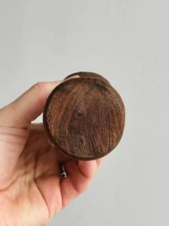 Paire de coquetiers en bois