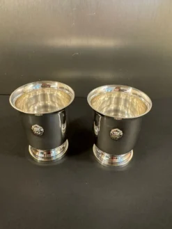 Paire de coquetiers –têtes de lion – style Empire