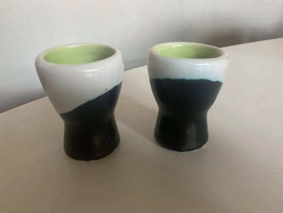 paire de coquetiers Vallauris 196O doublés verts