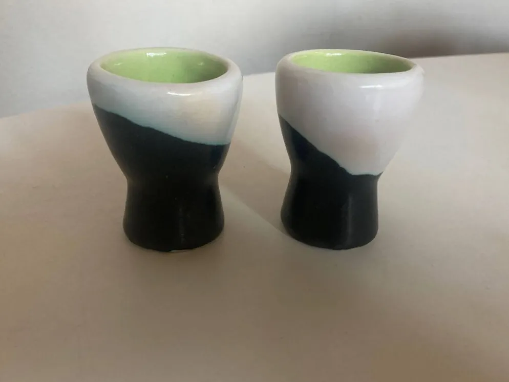 paire de coquetiers Vallauris 196O doublés verts