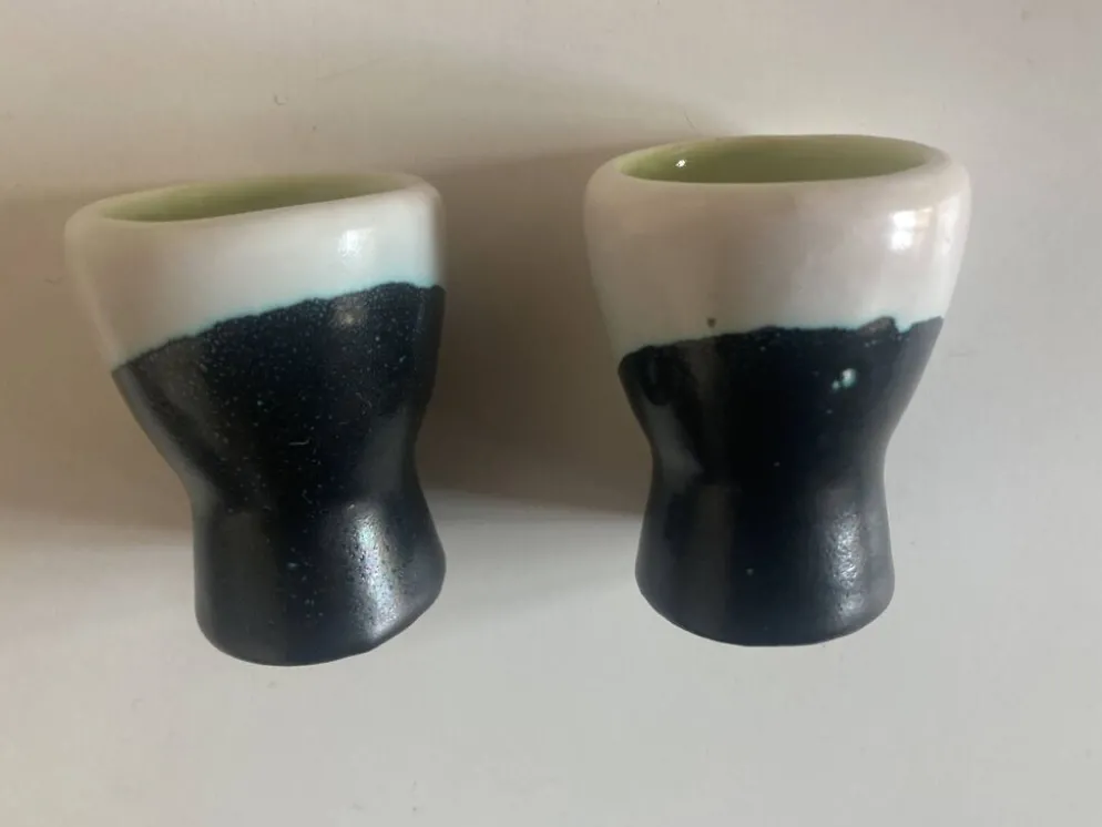 paire de coquetiers Vallauris 196O doublés verts