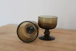 Paire de coupes vintage en verre fumé brun – années 60-70