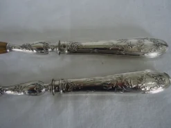 Paire de couverts à salade corne et argent fourré