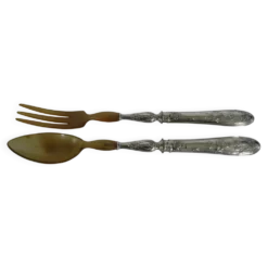 Paire de couverts à salade corne et argent fourré