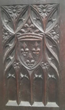Paire de crédence gothiques