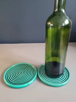Paire de dessous de bouteille en porcelaine verte
