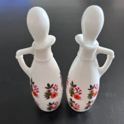 Paire de flacons décor floral