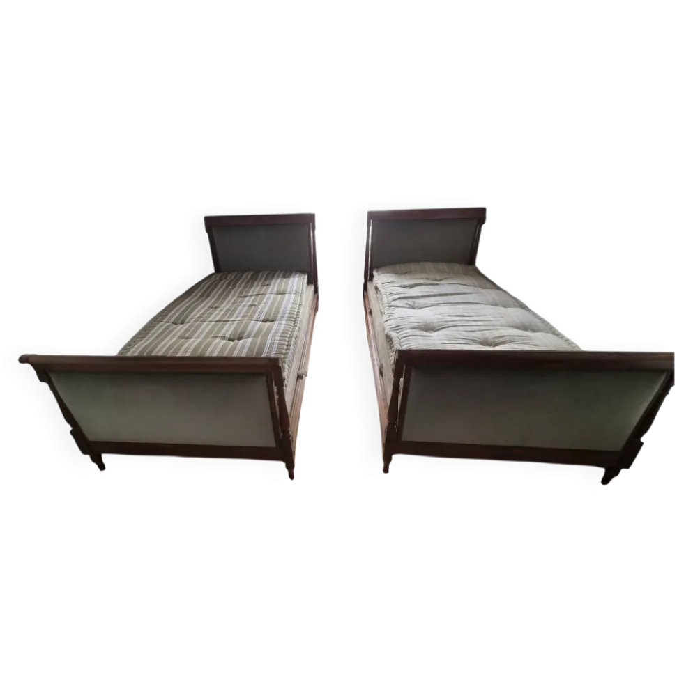 Paire de lits bateau Louis Philippe en bois massif sculpté & velours vert v