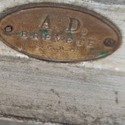 Paire de lits en bronze nickelé vers 1920