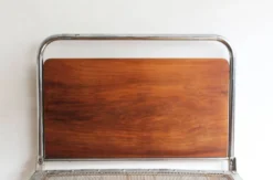 Paire de lits modernistes des années 1930