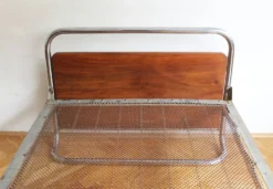 Paire de lits modernistes des années 1930