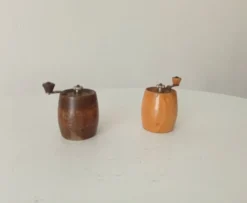Paire de moulins a poivre vintage Marlux pour déco