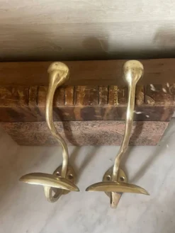 Paire de patères boules en laiton, XIXème