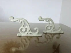 Paire de patères en fonte XIXème