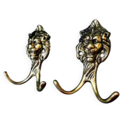 Paire de patères en laiton massif lion Art Nouveau