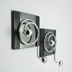 Paire de patères Space Age italiennes avec miroir Goffredo Reggiani des années.