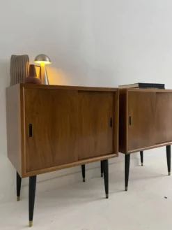 Paire de petits buffets vintage