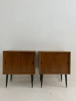 Paire de petits buffets vintage