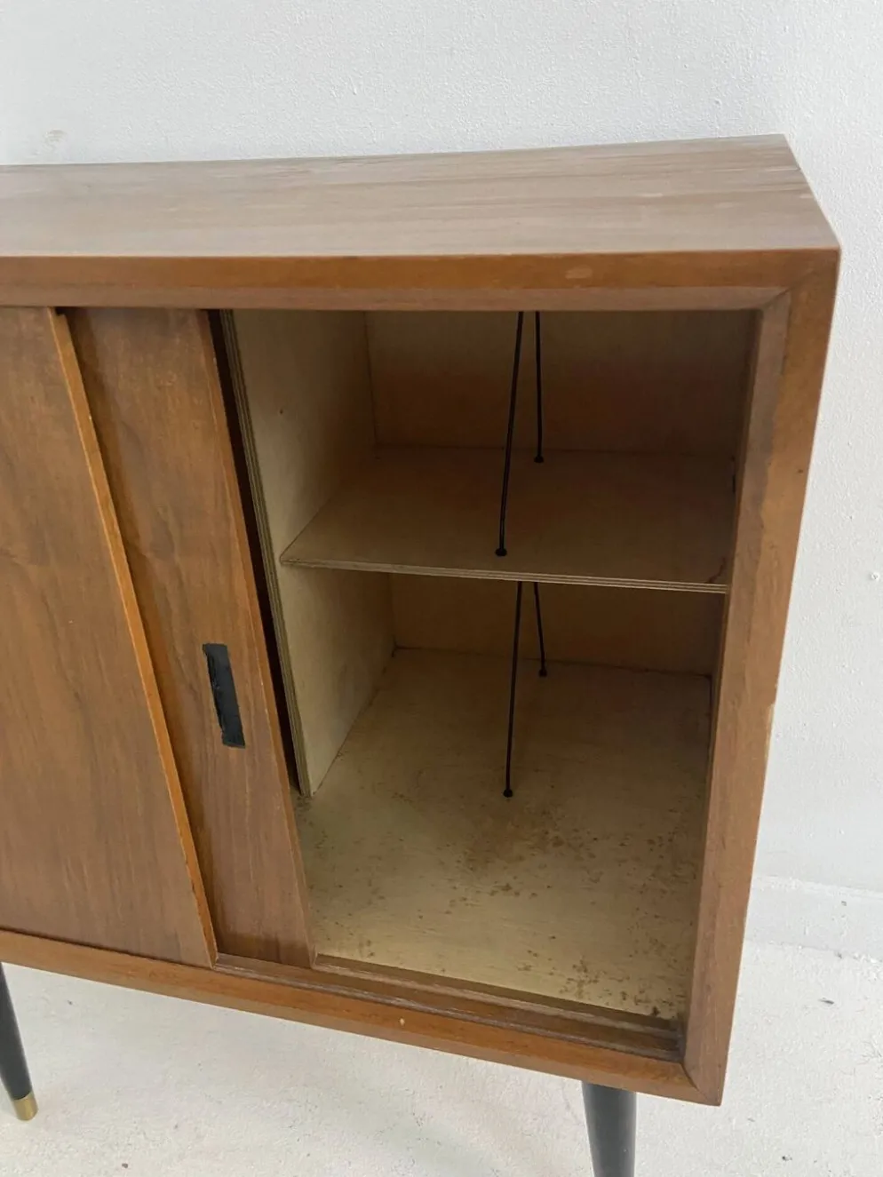 Paire de petits buffets vintage