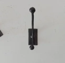 Paire de porte manteau brutaliste