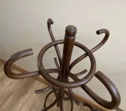 Paire de porte manteaux miniatures style Bauman