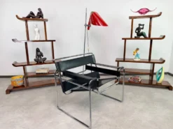 Paire de rares étagères à gradins / séparateurs de pièces de style Art Déco ancien
