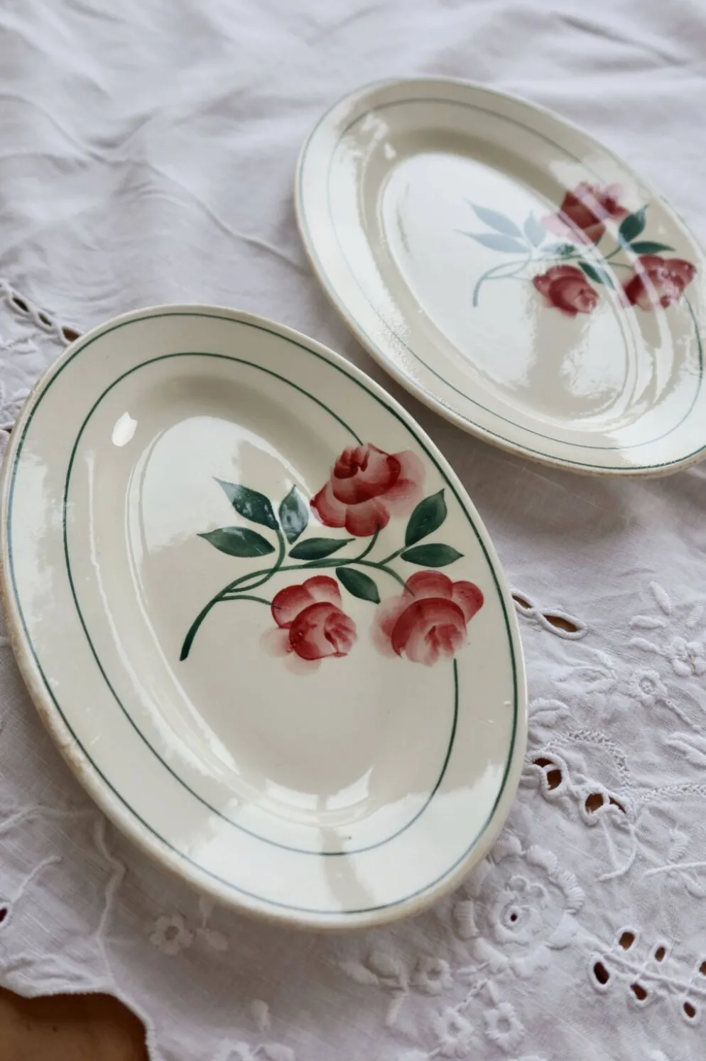 Paire de raviers anciens Creil et Montereau Maryse