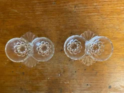 Paire De Saleron Ancien Art Déco Verre Moulé Salière Poivrier Vintage