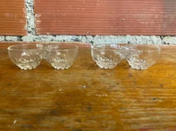 Paire De Saleron Ancien Art Déco Verre Moulé Salière Poivrier Vintage