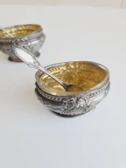 1900. Paire de salerons argent et vermeil