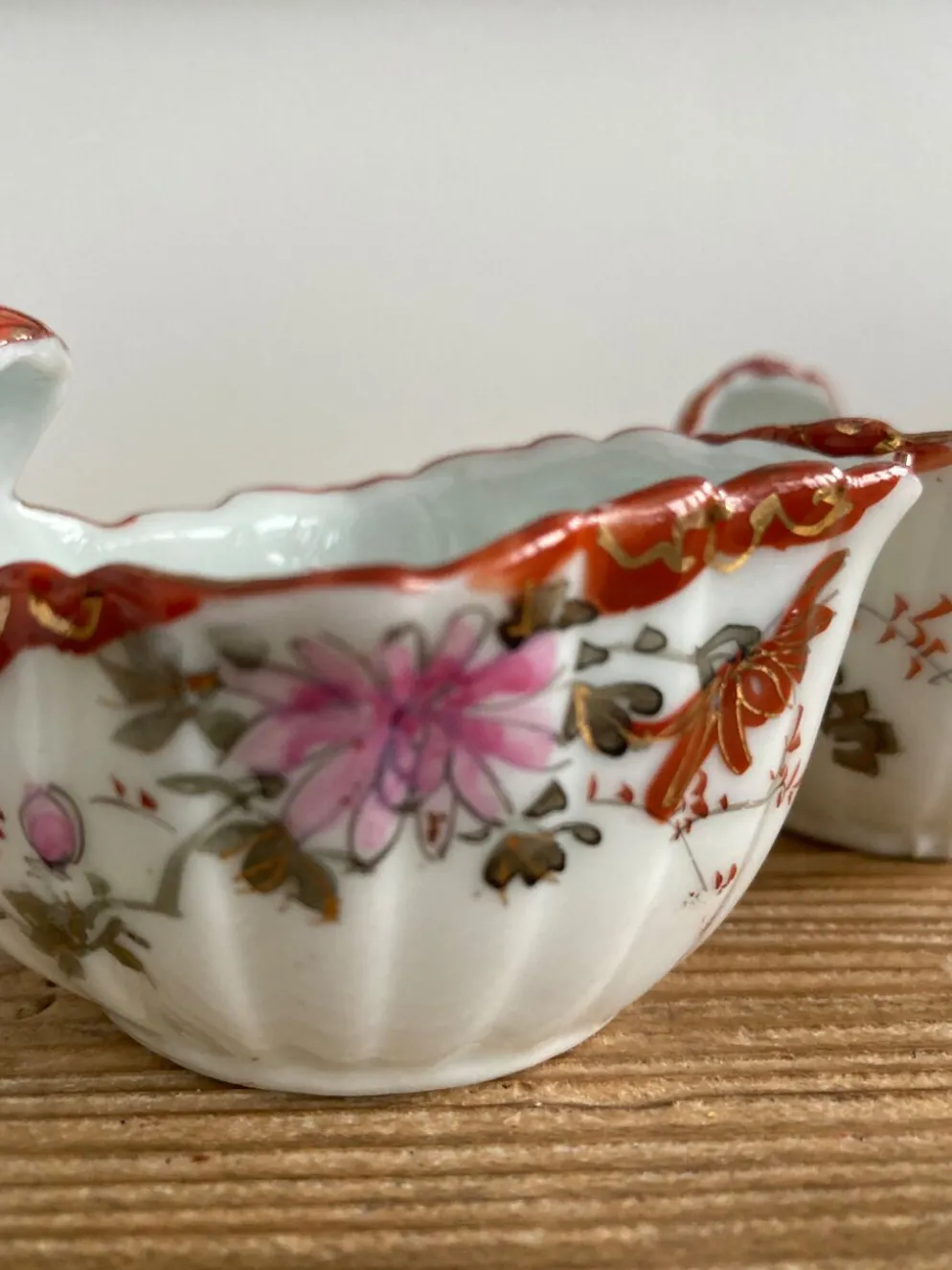 Paire de salerons coquille style Louis XV porcelaine du XIXeme