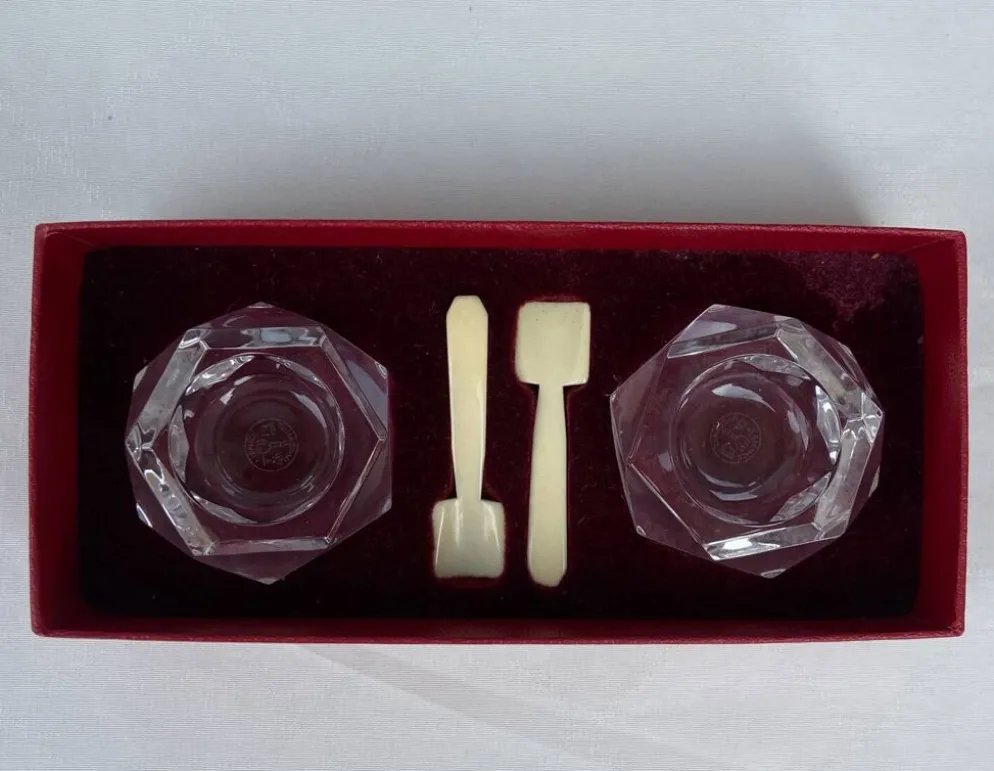 Paire de salerons en cristal Baccarat
