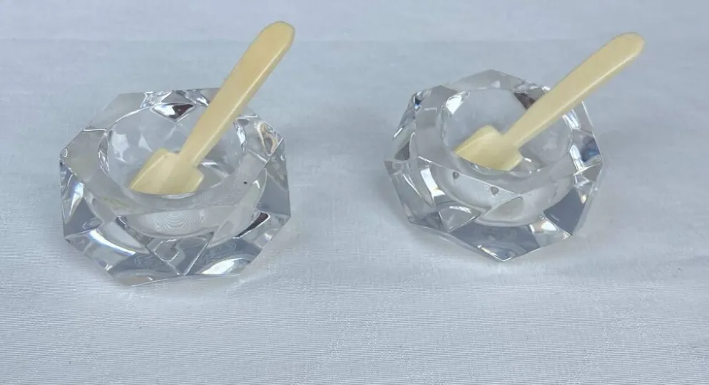 Paire de salerons en cristal Baccarat