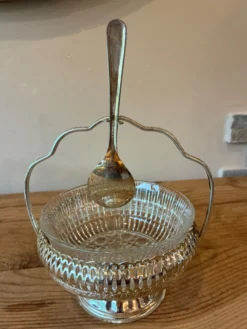 Paire de serviteurs, coupelles à confiture vintage en verre moulé et métal argenté