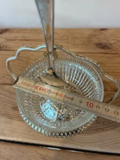 Paire de serviteurs, coupelles à confiture vintage en verre moulé et métal argenté