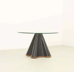 Paire de table d’appoints Trébol par Oscar Tusquets
