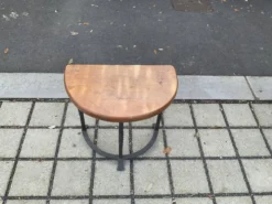 Paire de tables chêne et fer forge des années 30, Art déco