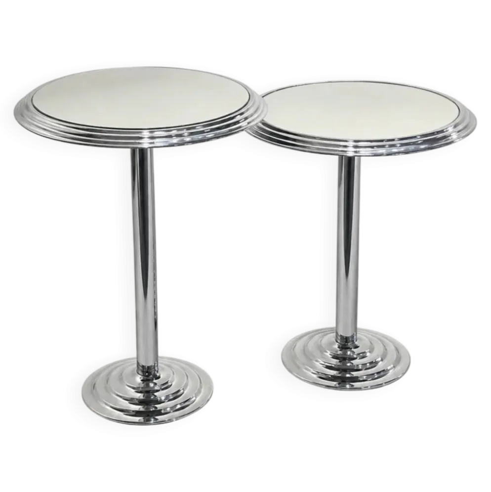 Paire de tables d'appoint en chrome miroir, années 1980.