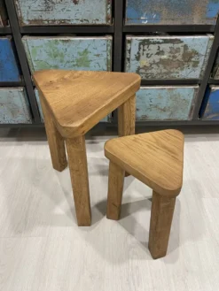 Paire de tables d’appoints vers 1950