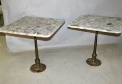 Paire De Tables De Bistrot Piètement Fonte Dessus Marbre